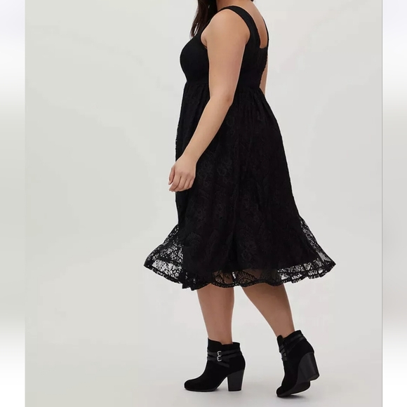 Torrid Black Lace Button Midi Dress Size 1X - Picture 3 of 10